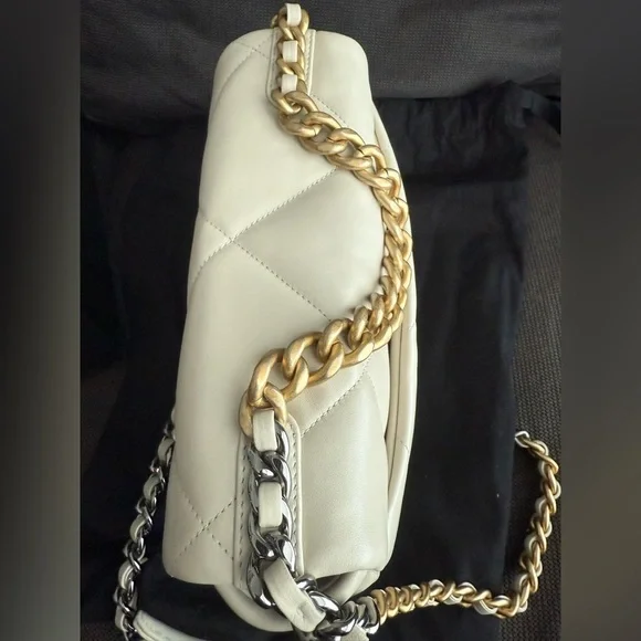 Chanel 19 Beige Bag NWT - Picture 3 of 14